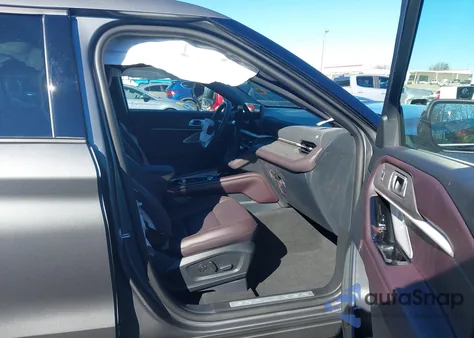 2025 Ford Explorer Platinum z USA, uszkodzony, nr VIN 1FMUK7HH1SGC90771